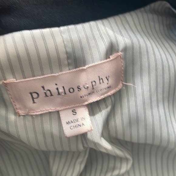 Blazer - Picture 4 of 4